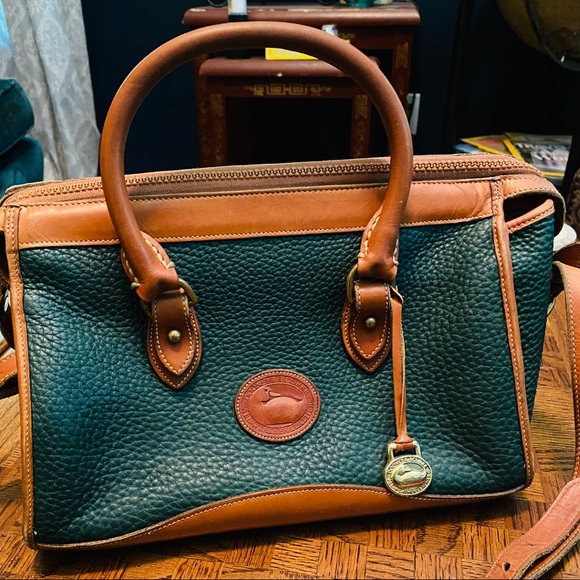 Dooney & Bourke Handbags - Vintage Dooney & Bourke Green Zip Top Crossbody